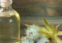 How to make a castor oil pack